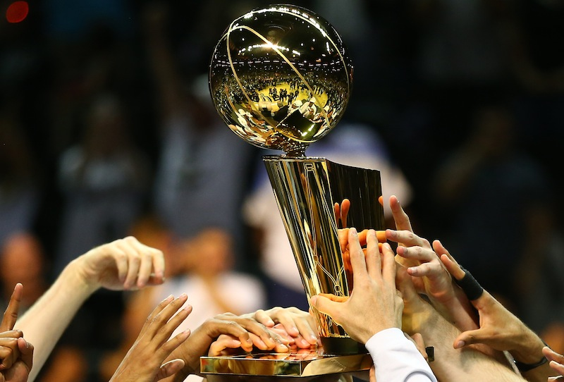 Illustration for article titled Warriors Owner: I Did Some Fuck Stuff With The Larry O’Brien Trophy